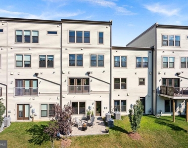 20119 Old Line Terrace - Photo Thumbnail 56