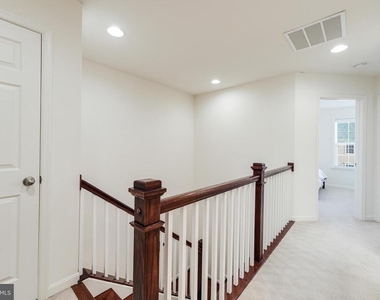 21523 Willow Breeze Square - Photo Thumbnail 37