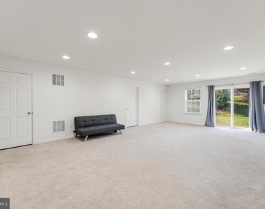 21523 Willow Breeze Square - Photo Thumbnail 43