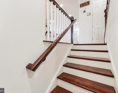 21523 Willow Breeze Square - Photo Thumbnail 1