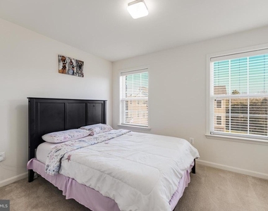 21523 Willow Breeze Square - Photo Thumbnail 38