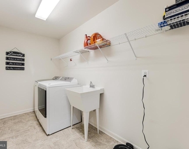 21523 Willow Breeze Square - Photo Thumbnail 33