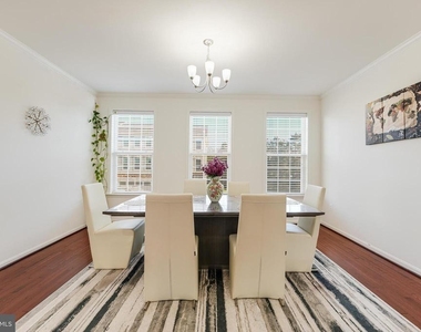 21523 Willow Breeze Square - Photo Thumbnail 10