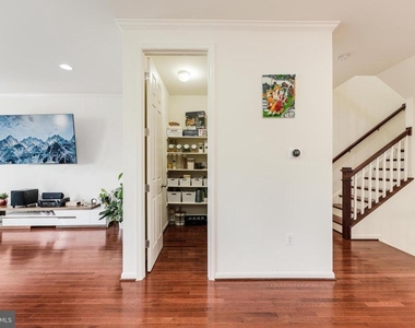 21523 Willow Breeze Square - Photo Thumbnail 14