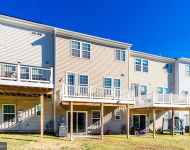 21523 Willow Breeze Square - Photo Thumbnail 48