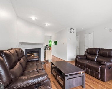 45547 Hutchens Square - Photo Thumbnail 19