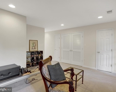 21040 Tioga Terrace - Photo Thumbnail 6