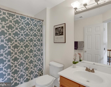 21040 Tioga Terrace - Photo Thumbnail 23