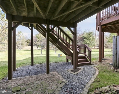 21040 Tioga Terrace - Photo Thumbnail 24