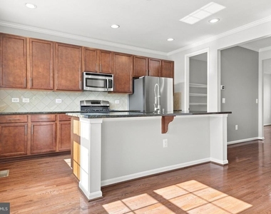 25678 Pleasant Valley Road - Photo Thumbnail 19