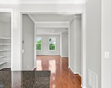 25678 Pleasant Valley Road - Photo Thumbnail 31