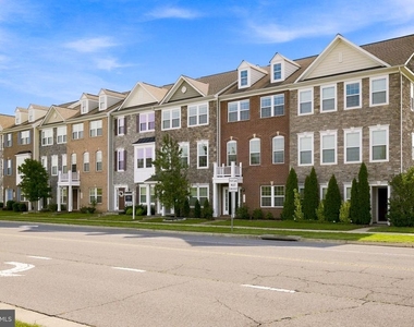25678 Pleasant Valley Road - Photo Thumbnail 1