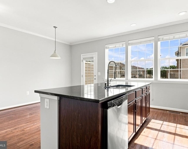 25678 Pleasant Valley Road - Photo Thumbnail 25