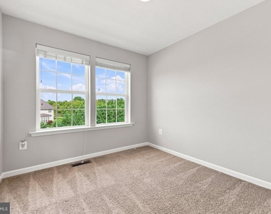 25678 Pleasant Valley Road - Photo Thumbnail 52