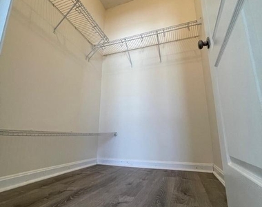 42243 Water Iris Terrace - Photo Thumbnail 23