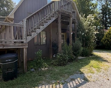 315 Celt Road - Photo Thumbnail 4