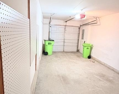 13563 Davinci Lane - Photo Thumbnail 28