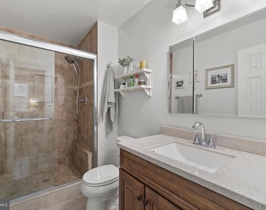 9979 Whitewater Drive - Photo Thumbnail 21