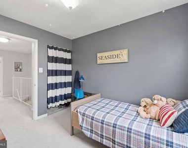 9979 Whitewater Drive - Photo Thumbnail 25