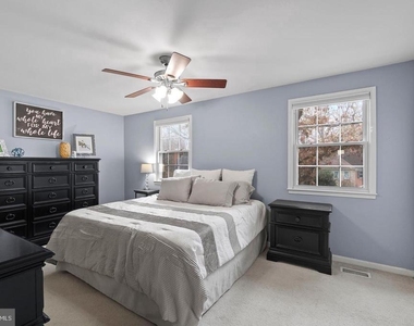 9979 Whitewater Drive - Photo Thumbnail 18