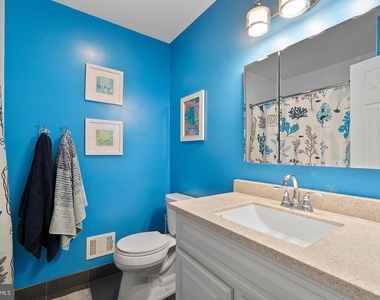 9979 Whitewater Drive - Photo Thumbnail 26