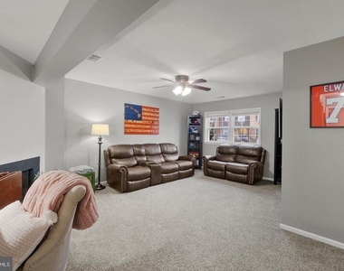 9979 Whitewater Drive - Photo Thumbnail 27