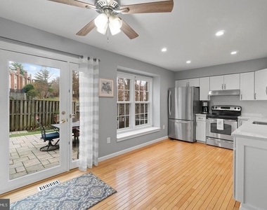 9979 Whitewater Drive - Photo Thumbnail 13