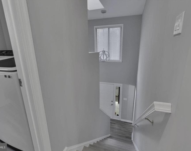 10422 Woodbury Woods Court - Photo Thumbnail 18