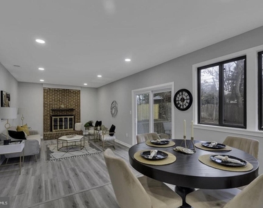 10422 Woodbury Woods Court - Photo Thumbnail 11