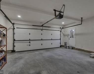 10422 Woodbury Woods Court - Photo Thumbnail 16