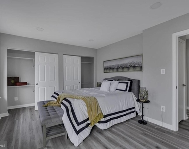 10422 Woodbury Woods Court - Photo Thumbnail 29