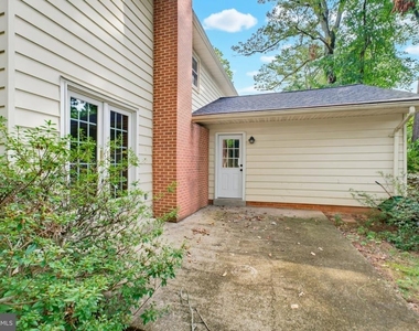 8125 Saxony Drive - Photo Thumbnail 51