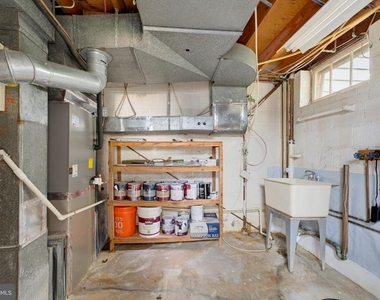 8125 Saxony Drive - Photo Thumbnail 46