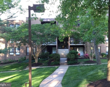 11248 Chestnut Grove Square - Photo Thumbnail 1