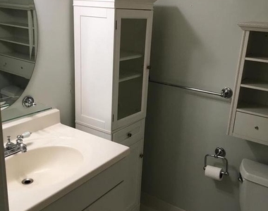 11248 Chestnut Grove Square - Photo Thumbnail 8