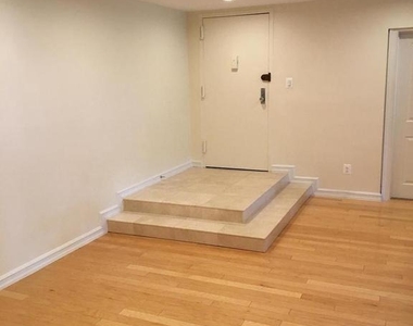 11248 Chestnut Grove Square - Photo Thumbnail 5