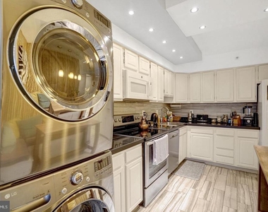 3709 S George Mason Drive - Photo Thumbnail 17