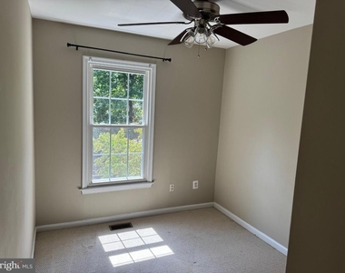 6064 Clay Spur Court - Photo Thumbnail 8