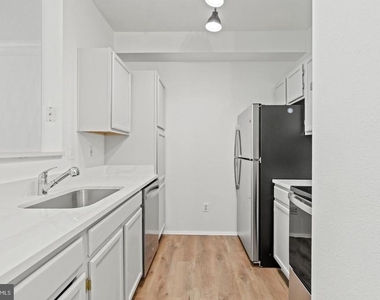 1530 Spring Gate Drive - Photo Thumbnail 14
