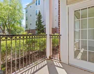 1530 Spring Gate Drive - Photo Thumbnail 24