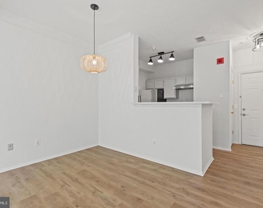 1530 Spring Gate Drive - Photo Thumbnail 6