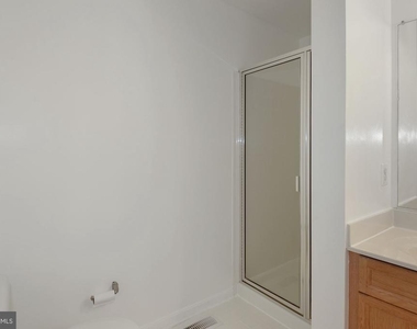 2480 Angeline Drive - Photo Thumbnail 24