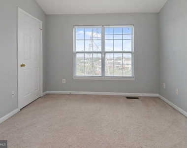 2480 Angeline Drive - Photo Thumbnail 20