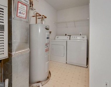 2480 Angeline Drive - Photo Thumbnail 30