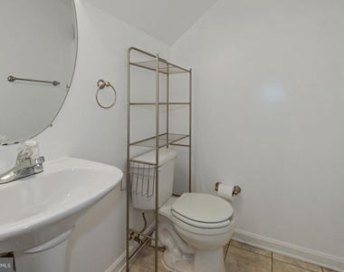2480 Angeline Drive - Photo Thumbnail 18