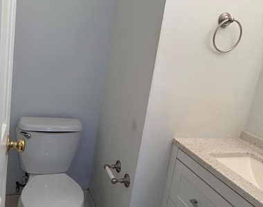 4009 Dogberry Lane - Photo Thumbnail 41