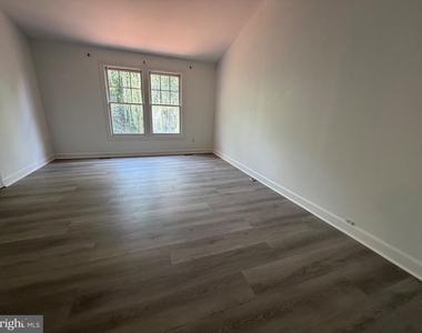 4009 Dogberry Lane - Photo Thumbnail 22