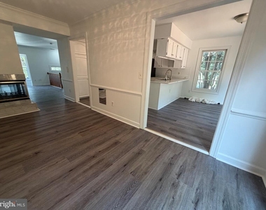 4009 Dogberry Lane - Photo Thumbnail 11
