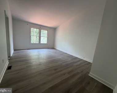 4009 Dogberry Lane - Photo Thumbnail 23