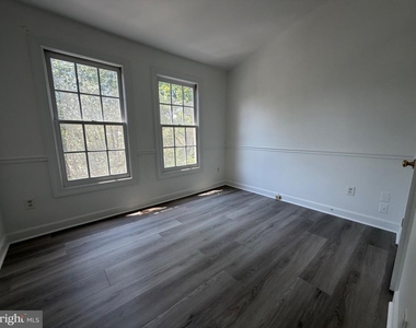 4009 Dogberry Lane - Photo Thumbnail 31
